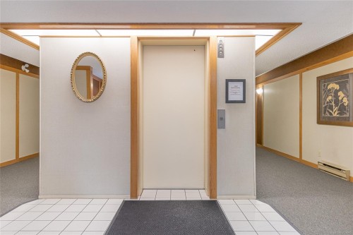 #402-435 Festubert St, Duncan, BC - Indoor Photo Showing Other Room