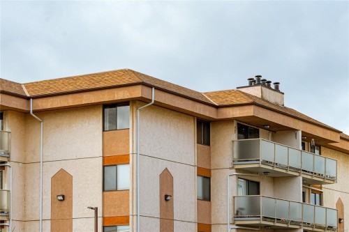 #402-435 Festubert St, Duncan, BC - Outdoor With Exterior