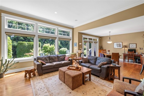 649 Eaglewood Crt, Qualicum Beach, BC 