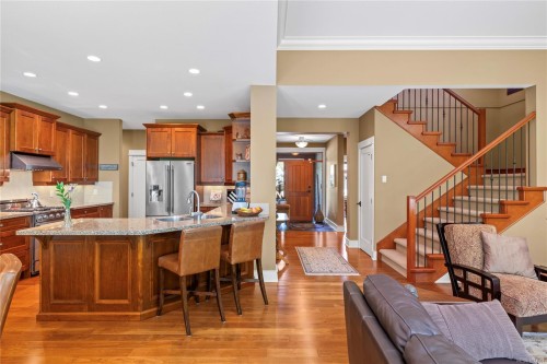 649 Eaglewood Crt, Qualicum Beach, BC 