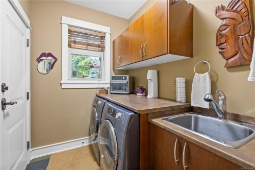 649 Eaglewood Crt, Qualicum Beach, BC 