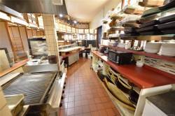 000 CLS Ave  Saanich, BC V0V 0V0