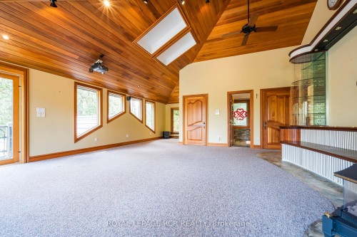 15 River Bluff Path, Guelph/Eramosa, ON - Indoor Photo Showing Other Room