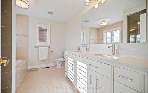 5532 Ethan Drive, Mississauga, ON - Indoor Photo Showing Bathroom