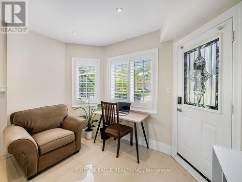 15 Eve Court, Bradford West Gwillimbury, ON - Indoor