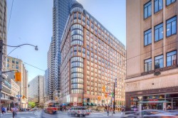 501-7 Carlton Street  Toronto, ON M5B 2M3