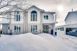 55 Rue Marie-Curie  Gatineau (Gatineau), QC J8V 2R8