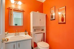 Powder room - 