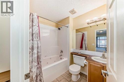 116 Hidden Creek Rise Nw, Calgary, AB - Indoor Photo Showing Bathroom