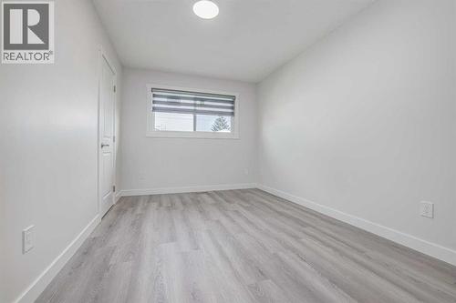152 Falconridge Crescent Ne, Calgary, AB - Indoor Photo Showing Other Room