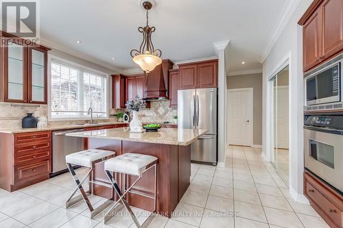 2196 Highcliffe Way, Oakville, ON - Indoor Photo Showing Kitchen With Stainless Steel Kitchen With Upgraded Kitchen