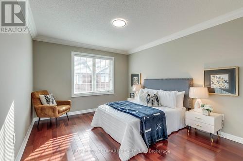 2196 Highcliffe Way, Oakville, ON - Indoor Photo Showing Bedroom