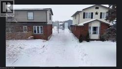 286-288 GREEN MOUNTAIN Road E  Stoney Creek, ON L8J 3A5