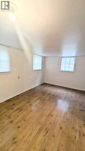 1436 22 Avenue Nw, Calgary, AB - Indoor Photo Showing Other Room