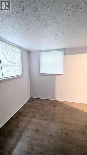 1436 22 Avenue Nw, Calgary, AB - Indoor Photo Showing Other Room