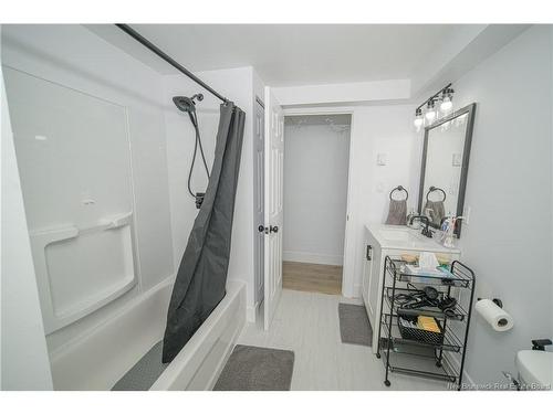 214 Driftwood Loop, Fredericton, NB 