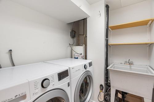 Laundry room - 224 Bermuda Drive, Beaconsfield, QC - Indoor Photo Showing Laundry Room