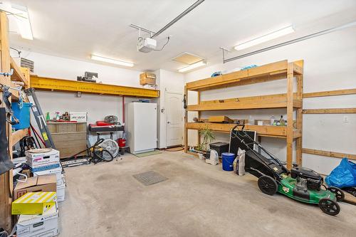 Garage - 224 Bermuda Drive, Beaconsfield, QC - Indoor Photo Showing Garage