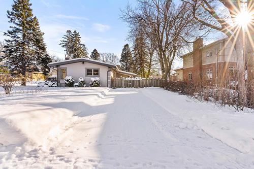 Parking - 224 Bermuda Drive, Beaconsfield, QC - Outdoor