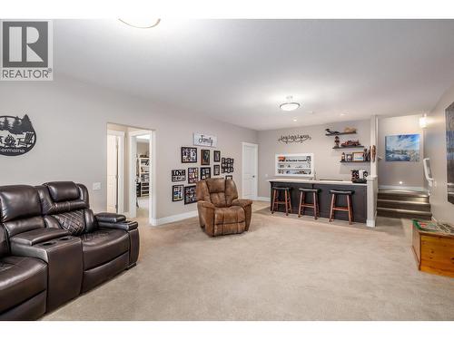 1836 Tower Ranch Boulevard Unit# 40, Kelowna, BC - Indoor Photo Showing Living Room