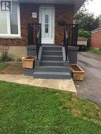 MAIN FL - 17 HUBERT AVENUE  Toronto, ON M1K 1Z7