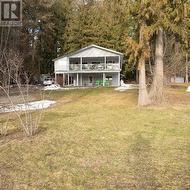 6807 Squilax - Anglemont Road  Magna Bay, BC V0E 1M7