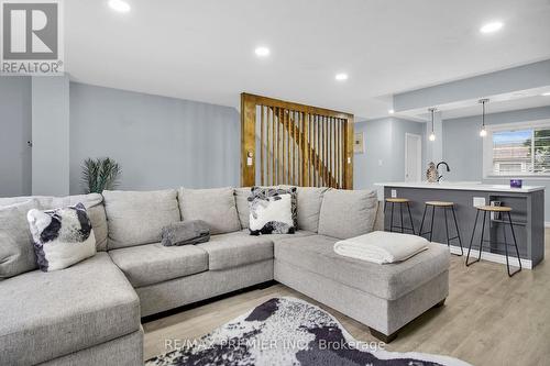 25 - 450 Pond Mills Road, London South, ON - Indoor Photo Showing Living Room