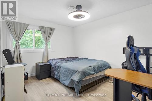 25 - 450 Pond Mills Road, London South, ON - Indoor Photo Showing Bedroom