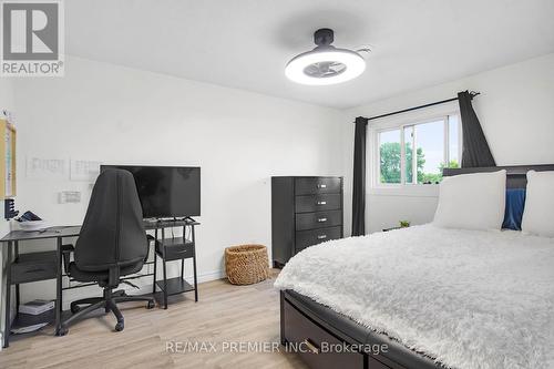 25 - 450 Pond Mills Road, London South, ON - Indoor Photo Showing Bedroom