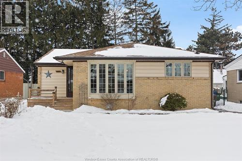 1077 Laporte Ave  Windsor, ON N8S 3R6