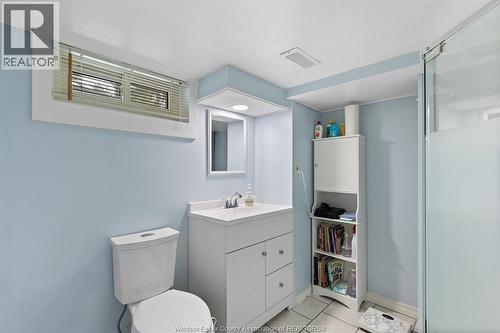 1077 Laporte, Windsor, ON - Indoor Photo Showing Bathroom