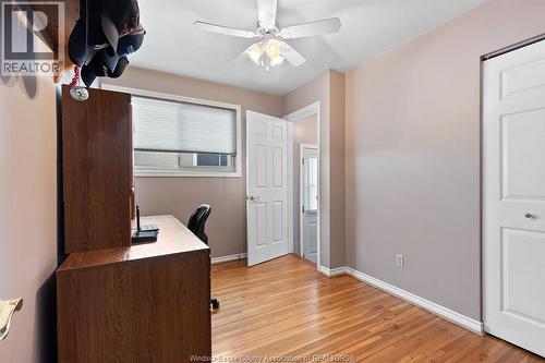 1077 Laporte, Windsor, ON - Indoor