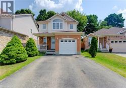 916 VERONICA Court  Kitchener, ON N2A 4G4