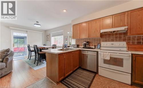 916 Veronica Court, Kitchener, ON - Indoor Photo Showing Kitchen With Double Sink