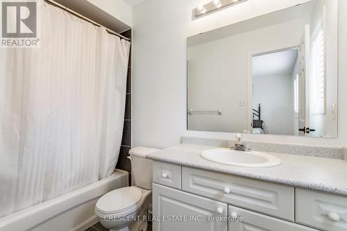 5971 Stonebriar Crescent, Mississauga, ON - Indoor Photo Showing Bathroom