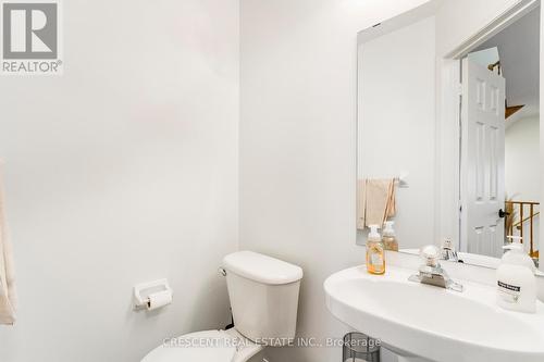5971 Stonebriar Crescent, Mississauga, ON - Indoor Photo Showing Bathroom