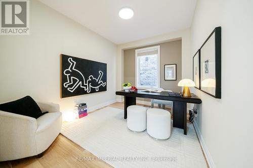 2252 Pine Glen Road, Oakville, ON - Indoor