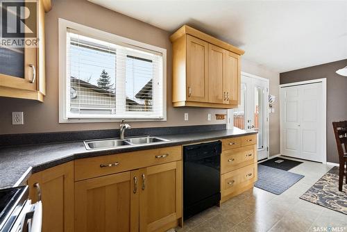 2778 Schweitzer Drive, Regina, SK - Indoor Photo Showing Kitchen With Double Sink