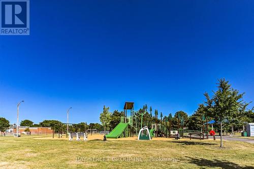 36 of 36 - 378 East 24Th Street, Hamilton, ON - Outdoor