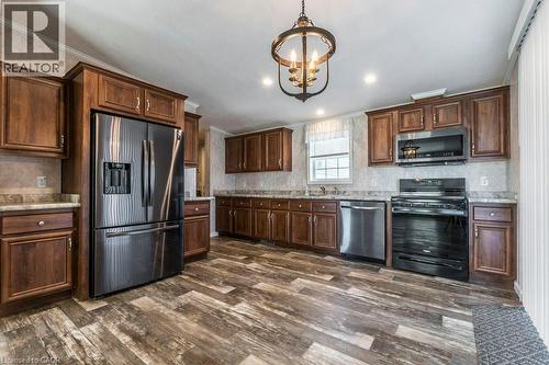 3 Copper Beech Drive, Nanticoke, ON - Indoor Photo Showing Kitchen