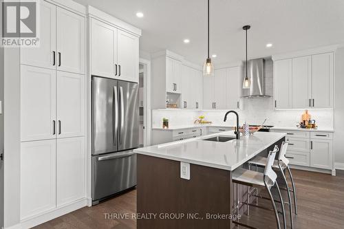 148 - 2261 Linkway Boulevard, London South (South A), ON - Indoor Photo Showing Kitchen With Upgraded Kitchen
