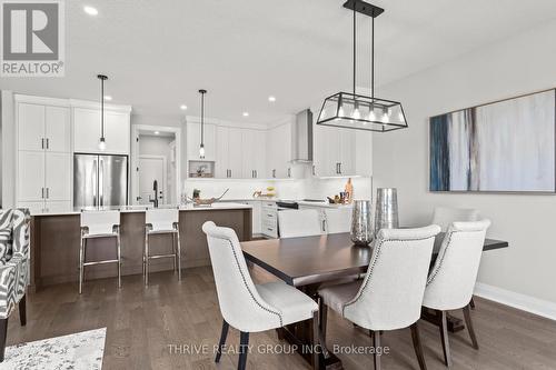148 - 2261 Linkway Boulevard, London South (South A), ON - Indoor Photo Showing Dining Room