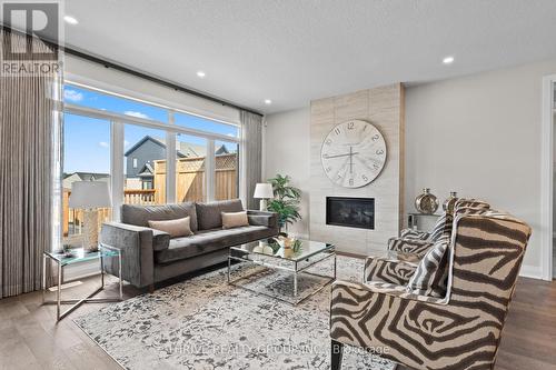 148 - 2261 Linkway Boulevard, London South (South A), ON - Indoor Photo Showing Living Room With Fireplace