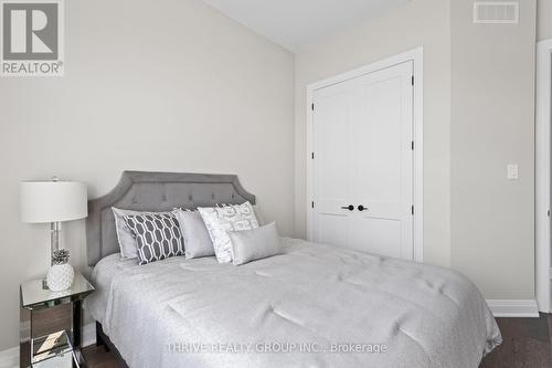 148 - 2261 Linkway Boulevard, London South (South A), ON - Indoor Photo Showing Bedroom