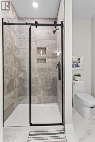 148 - 2261 Linkway Boulevard, London South (South A), ON - Indoor Photo Showing Bathroom