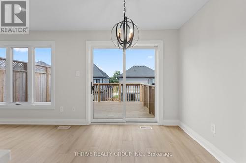 40 - 2261 Linkway Boulevard, London South (South A), ON - Indoor Photo Showing Other Room