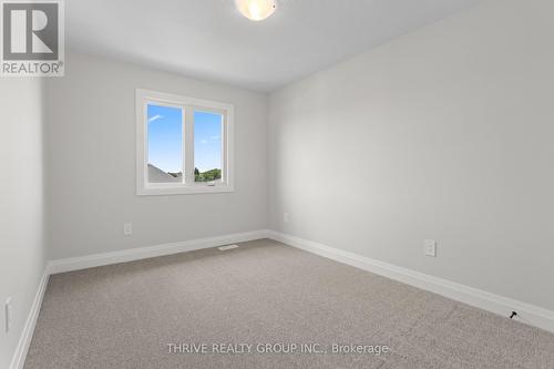 40 - 2261 Linkway Boulevard, London South (South A), ON - Indoor Photo Showing Other Room