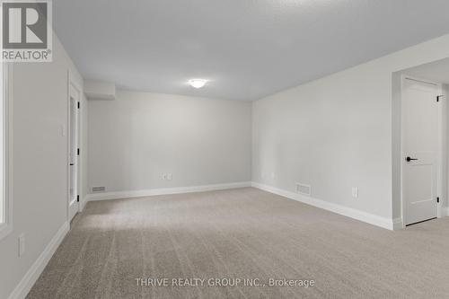 40 - 2261 Linkway Boulevard, London South (South A), ON - Indoor Photo Showing Other Room