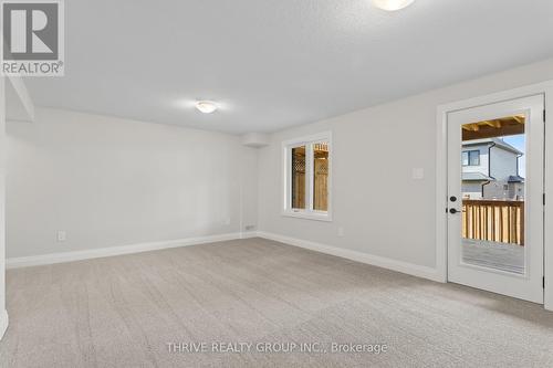 40 - 2261 Linkway Boulevard, London South (South A), ON - Indoor Photo Showing Other Room