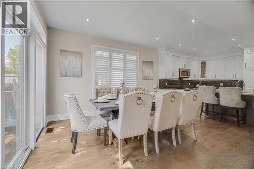 958 Beach Boulevard, Hamilton, ON - Indoor Photo Showing Dining Room